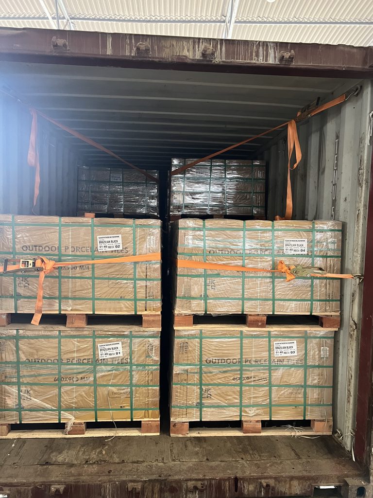 20mm thick porcelain tile container loading for export