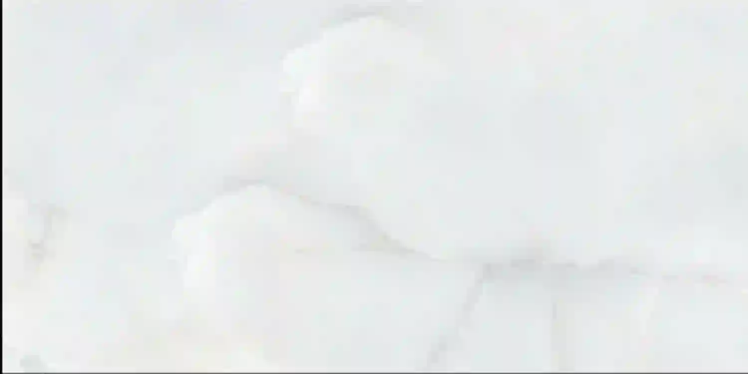 cloudy onyx